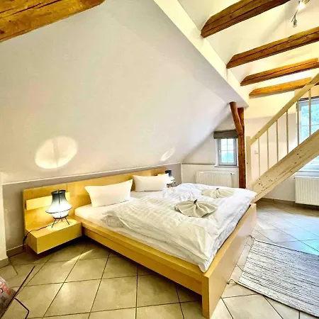 Apartamento Monsei - Herzstueck In Bad Schandau, Lage, Modern, Mit Parkplatz!