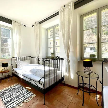 Апартаменты Monsei - Herzstueck In Bad Schandau, Lage, Modern, Mit Parkplatz! *