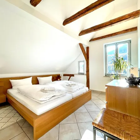 Apartment Monsei - Herzstück In Bad Schandau, Lage, Modern, Mit Parkplatz!