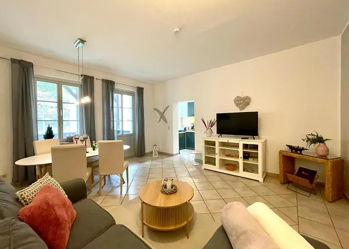 公寓 Monsei - Herzstueck In Bad Schandau, Lage, Modern, Mit Parkplatz! 巴特尚道