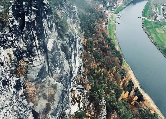 公寓 Monsei - Herzstueck In Bad Schandau, Lage, Modern, Mit Parkplatz! *