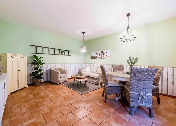 公寓 Monsei - Herzstueck In Bad Schandau, Lage, Modern, Mit Parkplatz! 巴特尚道